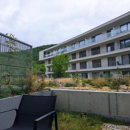 Boutique Diorit With Garage And Terrace アパート Komín