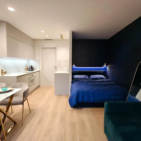 Boutique Diorit With Garage And Terrace * Komín