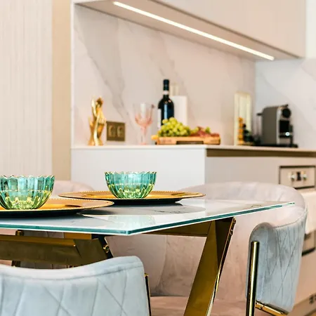 Boutique Diorit With Garage And Terrace * Komín