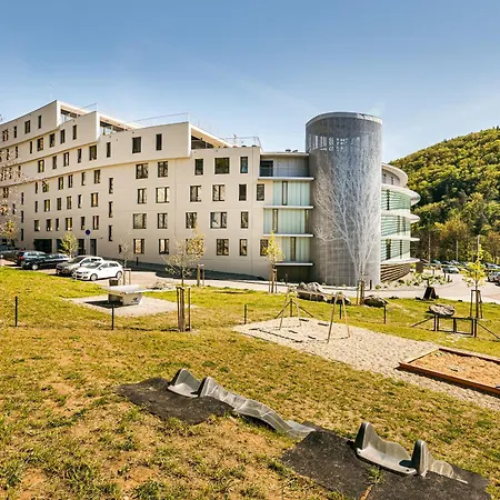 Boutique Diorit With Garage And Terrace Apartmán Komín