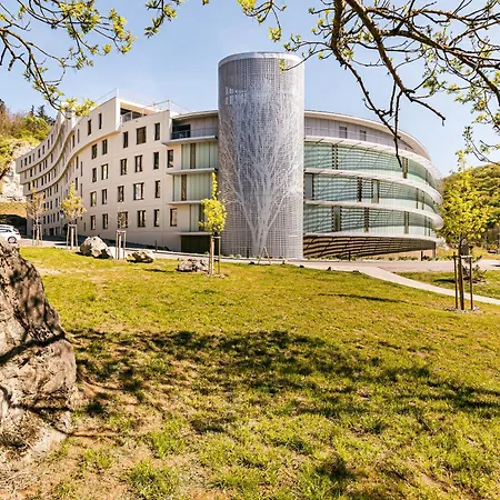 Apartmán Boutique Diorit With Garage And Terrace Komín
